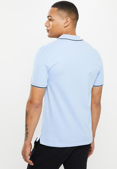 Lyle & Scott - Tipped polo shirt - light blue & dark navy
