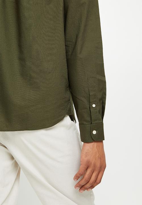 Lyle & Scott - Regular fit light weight oxford shirt - olive