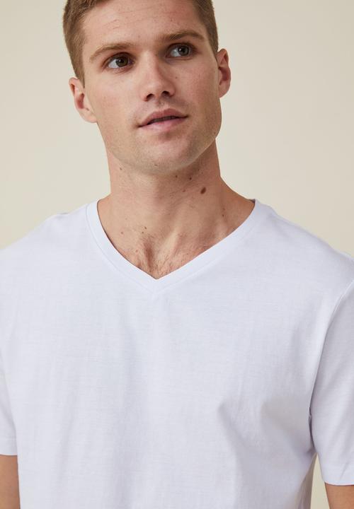 Cotton On - Organic v-neck t-shirt - white