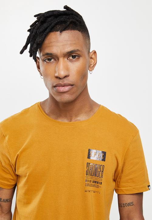 S.P.C.C - Fernandes tee - dark yellow