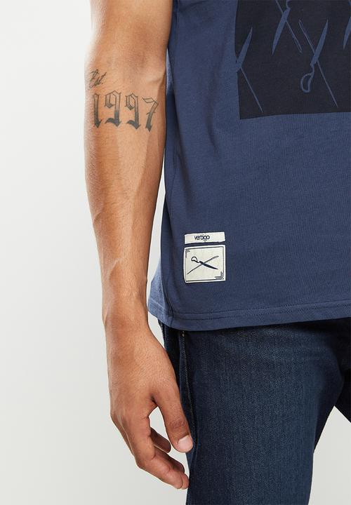 Vertigo - Vertigo graphic printed crew tee - mood indigo
