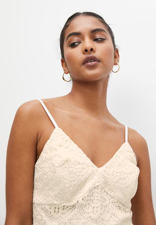VELVET - Crochet cami with fringe hem - neutral