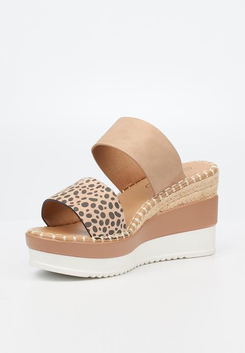 Miss Black - Wild2 mule wedge heel - neutral