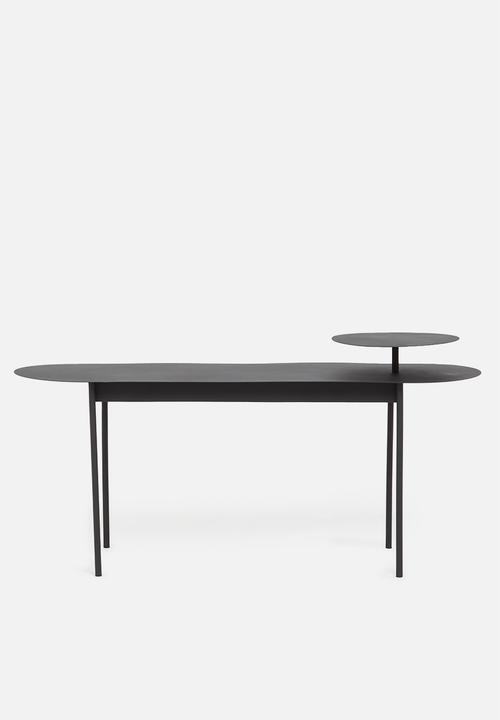 Emerging Creatives - Solar coffee table - black