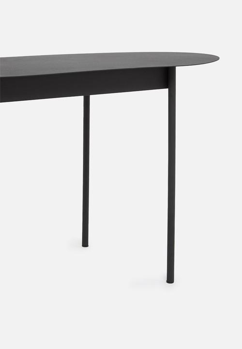 Emerging Creatives - Solar coffee table - black