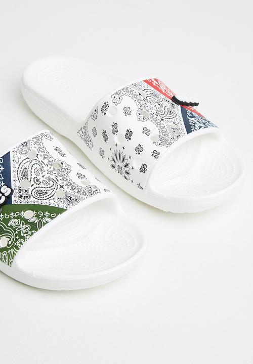 Crocs - Classic crocs bandana slide - multi