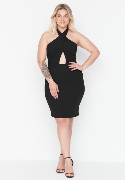 Trendyol - Plus halter cutout detailed dress - black