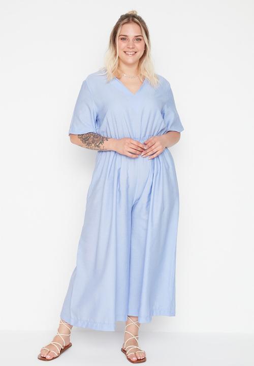 Trendyol - Plus waist detailed woven jumpsuit - blue