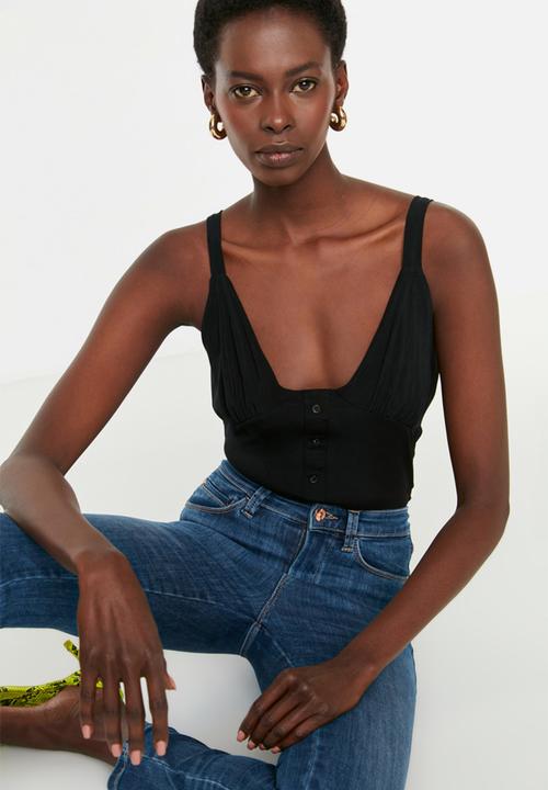 Trendyol - V neck button detail top - black