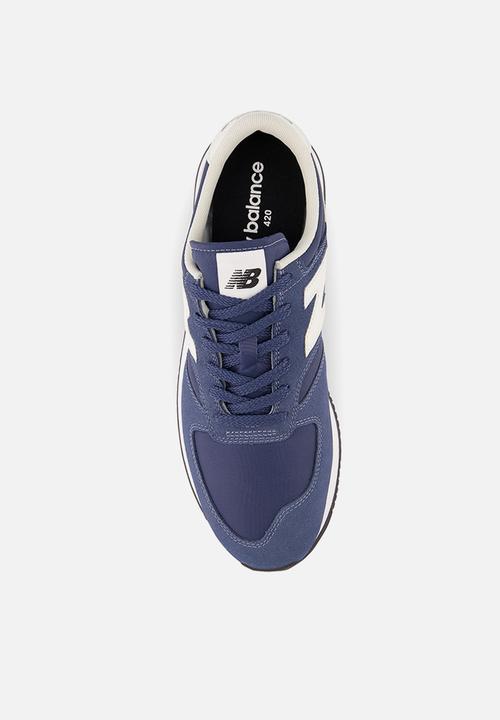 New Balance  - 420 Radically classic