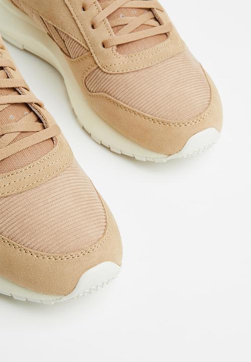 Reebok - Classic leather sp - true beige, true beige & classic white fall vibes