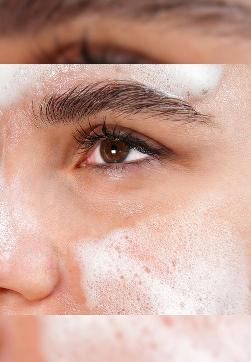 TEAOLOGY - Tea Glow Face Wash
