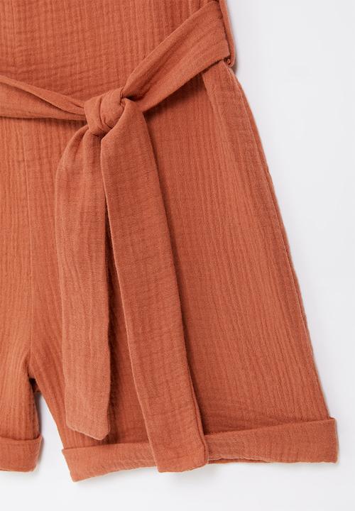 Superbalist - Frill detail playsuit - rust