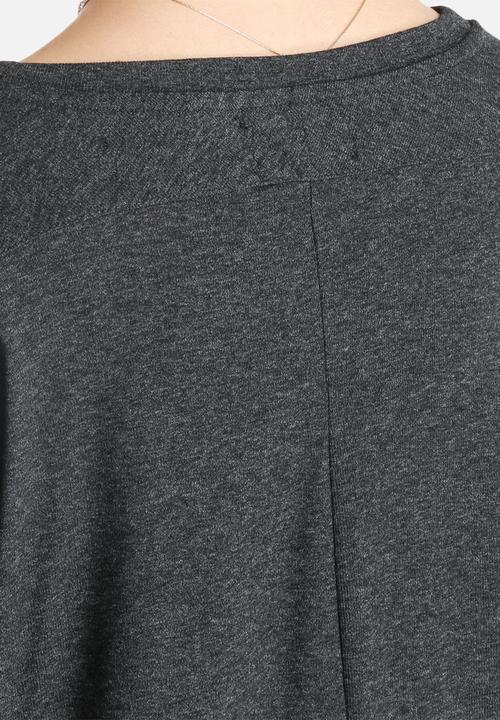 Vero Moda - Busy V-Neck Top