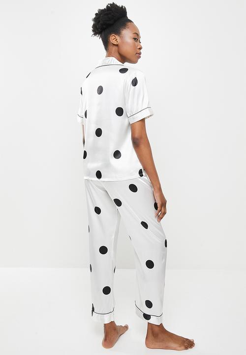 dailyfriday - Sleep shirt and pants set - white spot