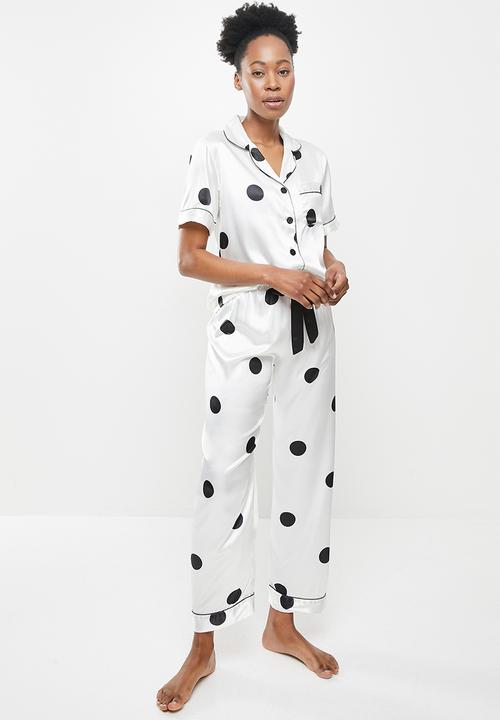 dailyfriday - Sleep shirt and pants set - white spot