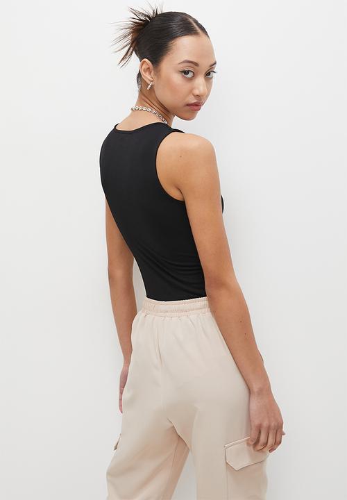 Superbalist - V-neck sleeveless bodysuit - black