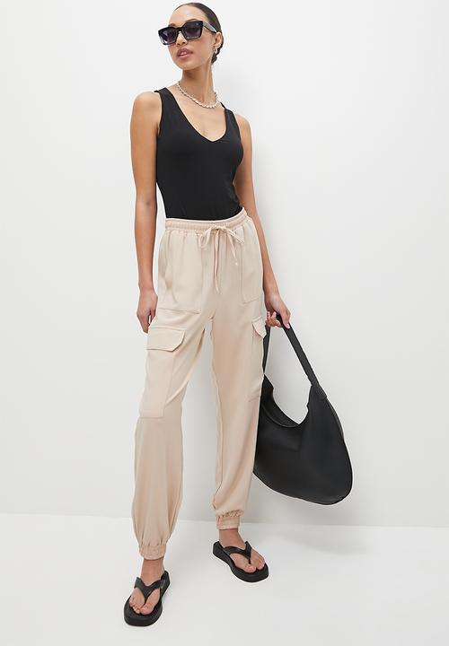 Superbalist - V-neck sleeveless bodysuit - black