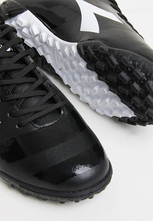 Diadora - Dynamo turf soccer boot- black & white