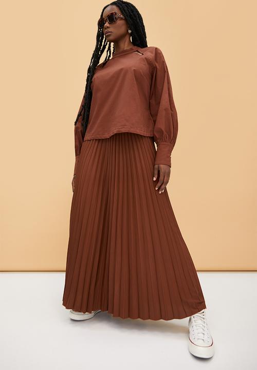 Superbalist - Lulama Wolf cut-out blouse - San