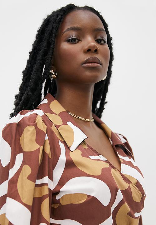 Superbalist - Lulama Wolf wrap blouse - Sensitivity
