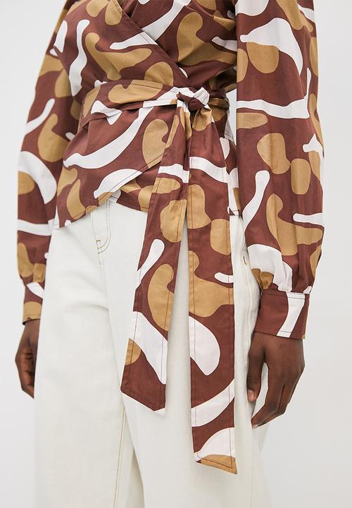 Superbalist - Lulama Wolf wrap blouse - Sensitivity