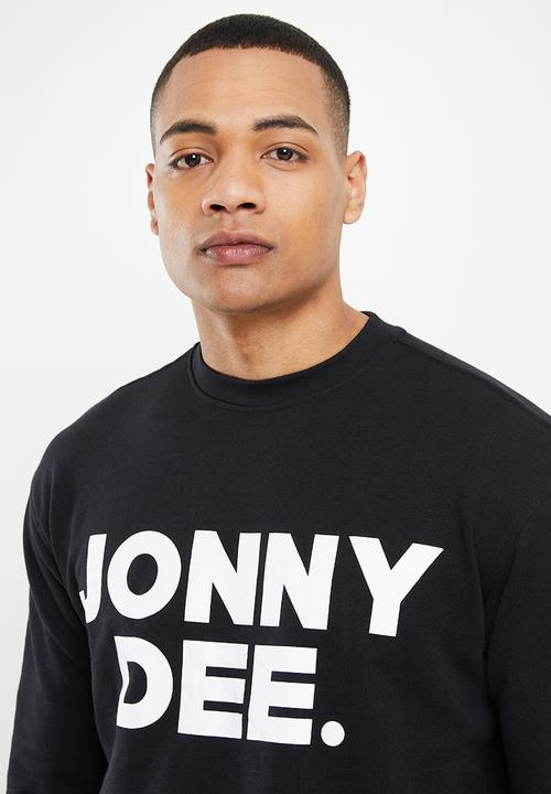 Jonathan D - James  long sleeve crewneck sweater with front print - black