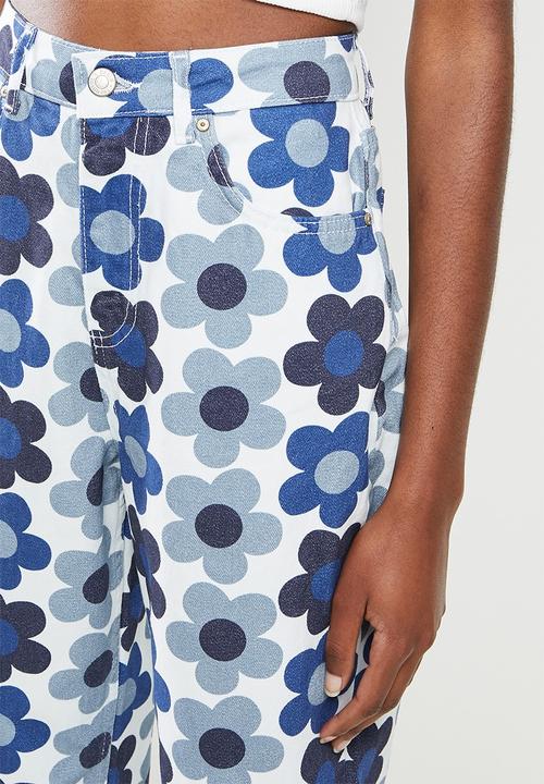 Trendyol - Printed yüksel waist slim flare jeans - blue & white