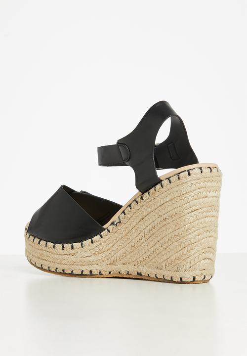 edit - Buckle closure strap wedge - black
