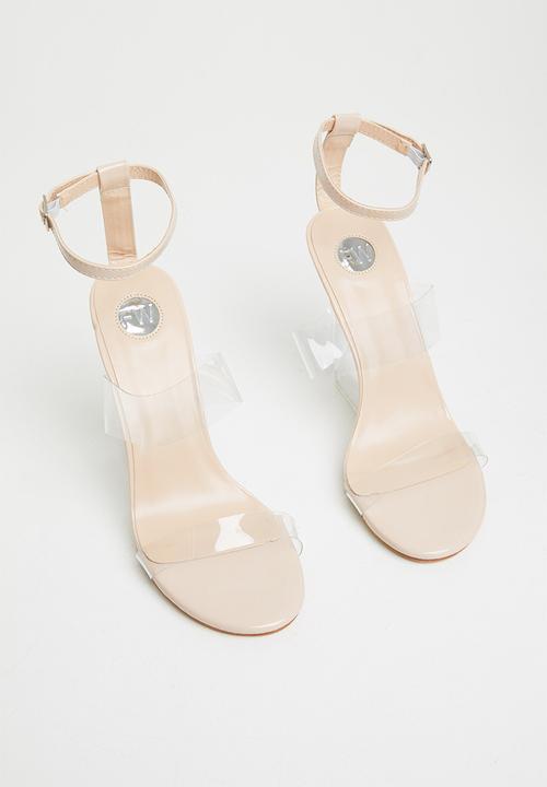 Footwork - Claret ankle cuff wedge heel - beige