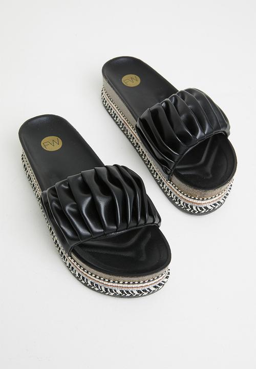 Footwork - Sho flatform espadrille slide - black