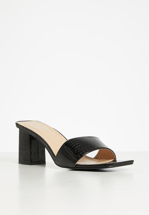 edit - Hazel embossed mule - black