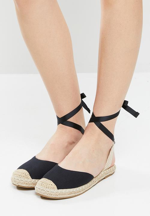 Superbalist - Zoey ankle tie - black