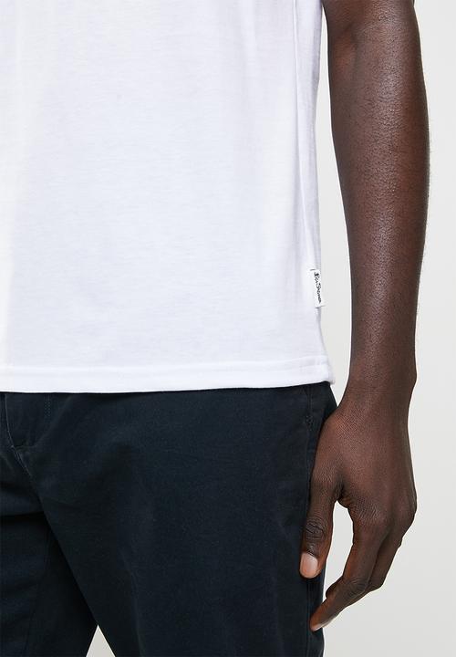 Ben Sherman - Essential tar print crew neck tee shirt - whiteDNU