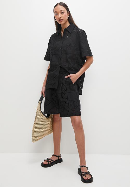Superbalist - Anglaise longline shirt - black