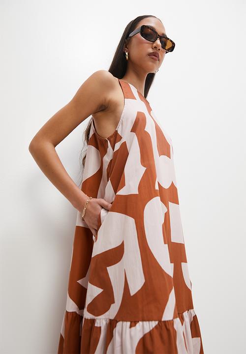 Superbalist - Pocket detail tiered dress - stone & brown
