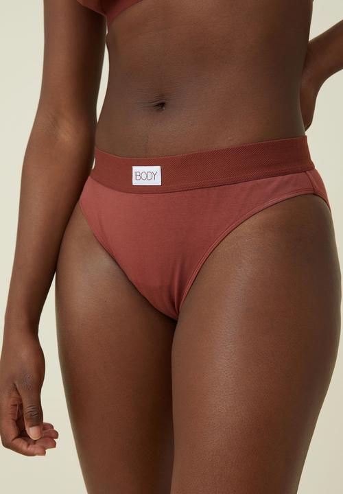 Cotton On - Organic cotton branded bikini brief - brandy brown