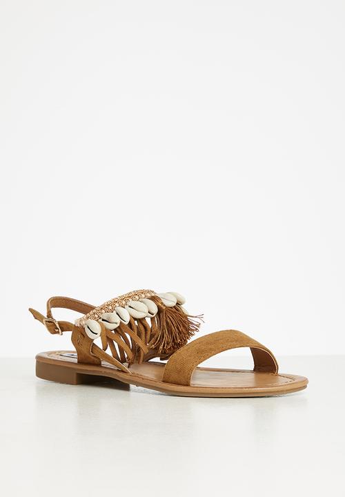Madison® - Carter slingback sandal - camel