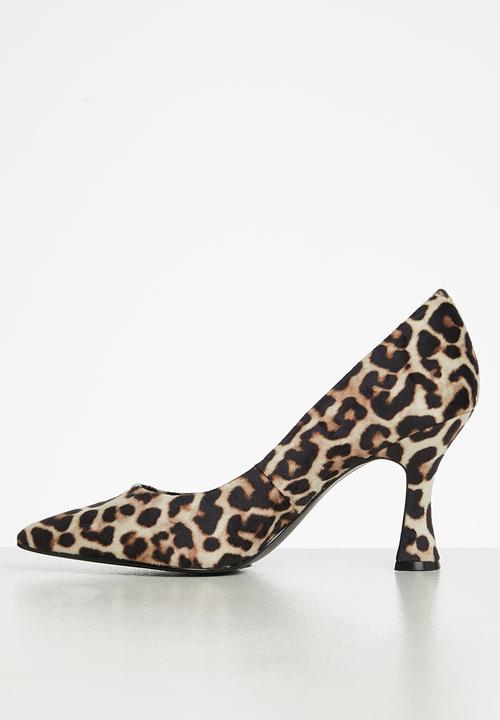Steve Madden - Notary court heel - leopard velvet