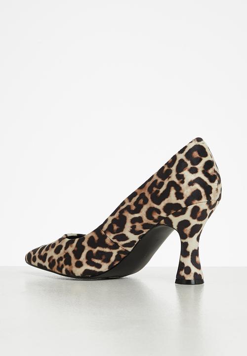 Steve Madden - Notary court heel - leopard velvet