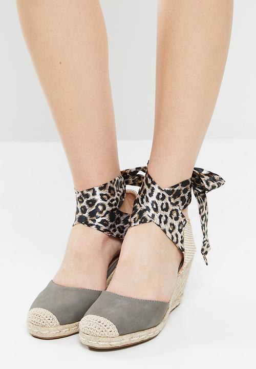 Miss Black - Jojo1 espadrille wedge heel - grey