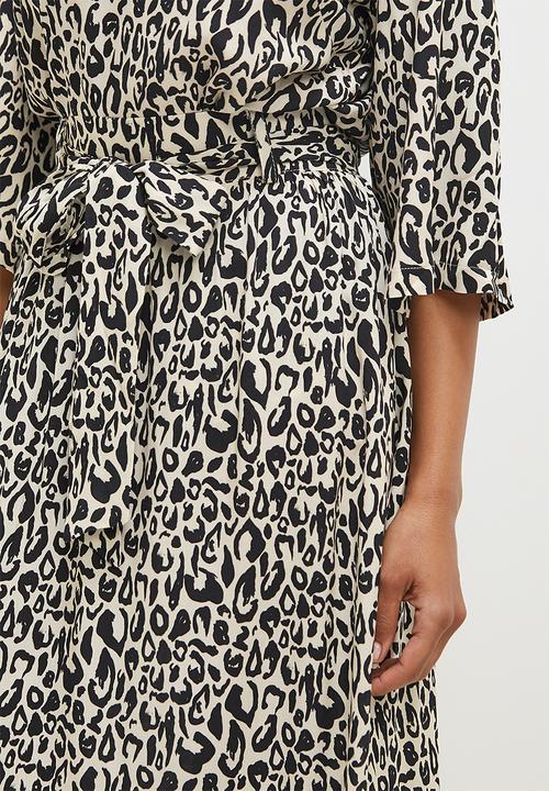 edit - Belted a-line midaxi skirt - mono abstract minimal