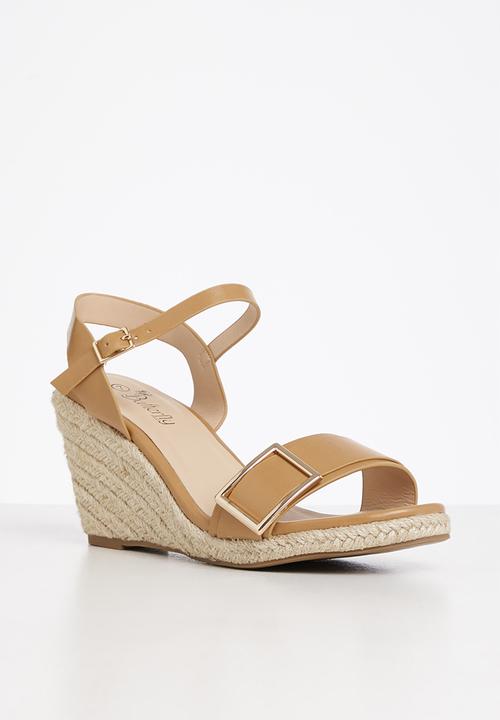 Butterfly Feet - Drayco 8 espadrille wedge heel - camel