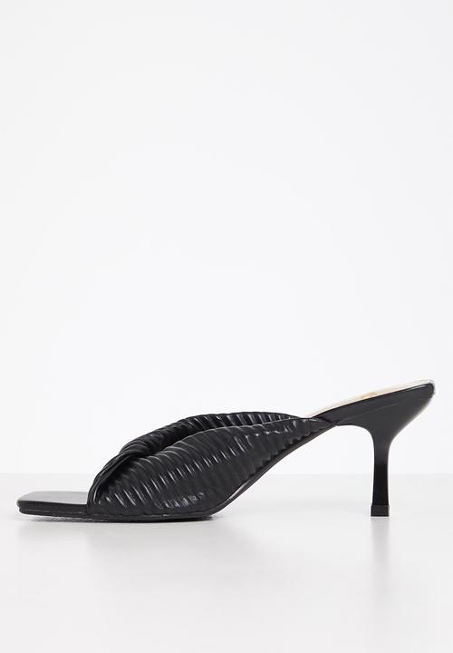 Butterfly Feet - Amber 1 mule barely there stiletto heel - black