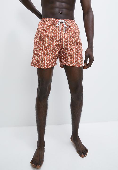 Superbalist - Printed triangle geometric swim short - rust