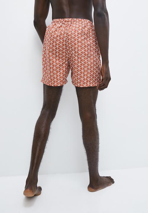 Superbalist - Printed triangle geometric swim short - rust