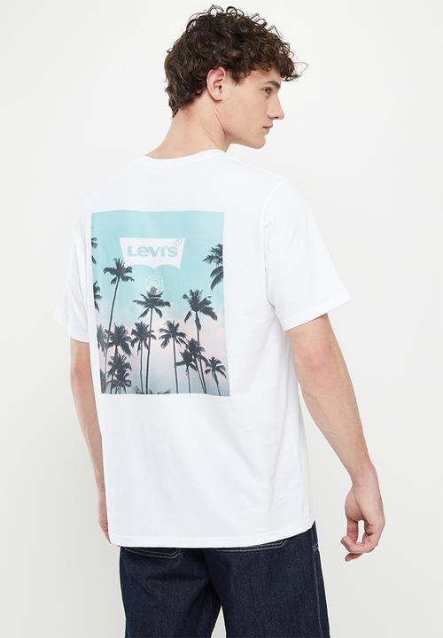 Levi’s® - Graphic short sleeve relaxed fit tee - white