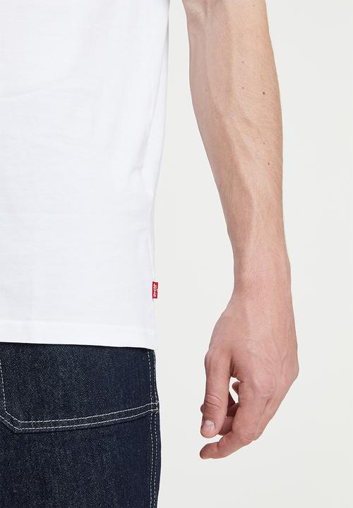 Levi’s® - Graphic short sleeve relaxed fit tee - white