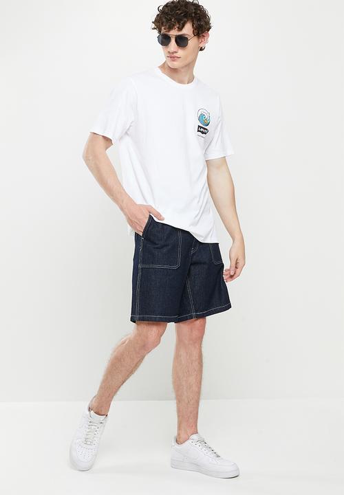 Levi’s® - Graphic short sleeve relaxed fit tee - white