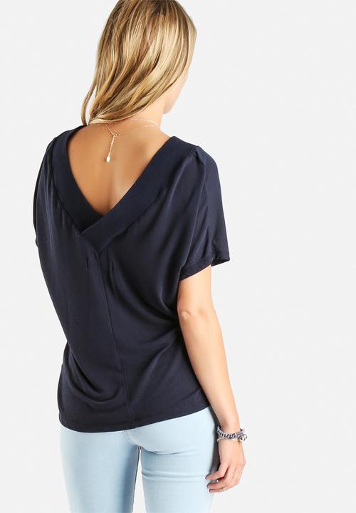 Vero Moda - Busy Rib V-Neck Top